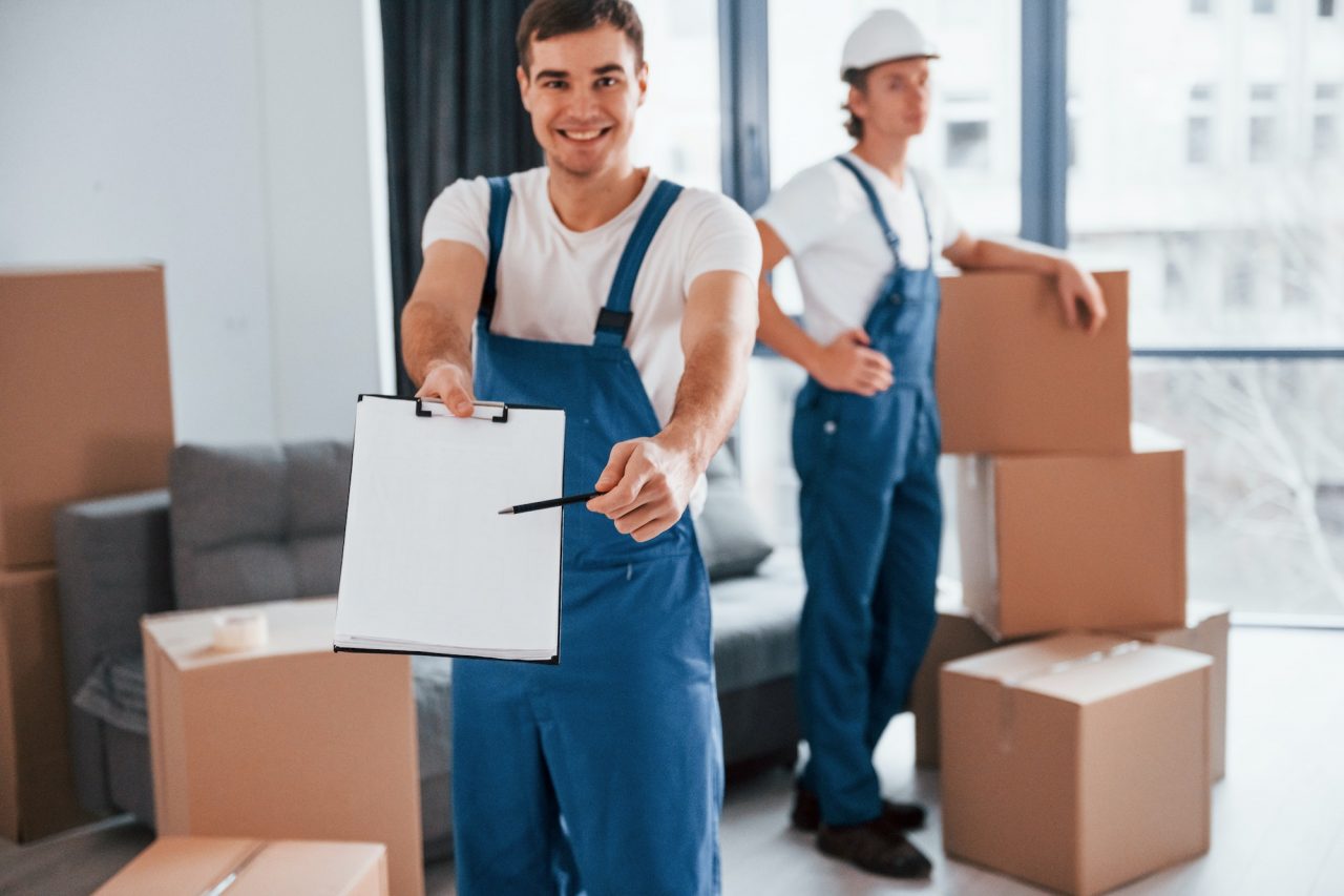 Packers and Movers in Canada - Packers and Movers - Moving Services - Logistics Solutions - Residential moving services in Canada - Office relocation services in Canada , Vehicle transportation solutions - AVM Movers